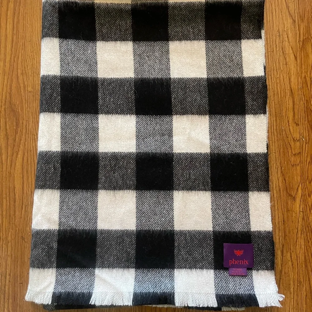 Phenix Oversized Checked Scarf - Picture 10 of 12